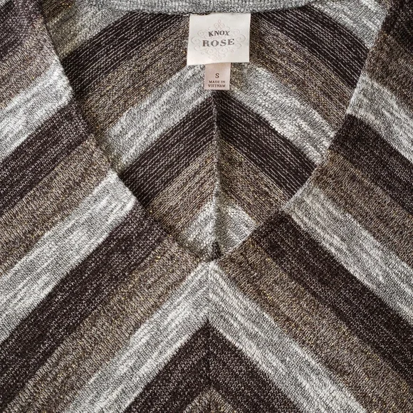 Knox Rose V Neck Sharkbite Hem Pullover Gray Brown Gold Stripe Sweater Small - Picture 3 of 8